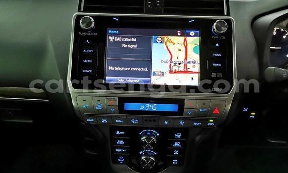 Buy Used Toyota Land Cruiser Prado White Car in Import - Dubai in Hhohho Buy Used Toyota Land Cruiser Prado White Car in Import - Dubai in Hhohho