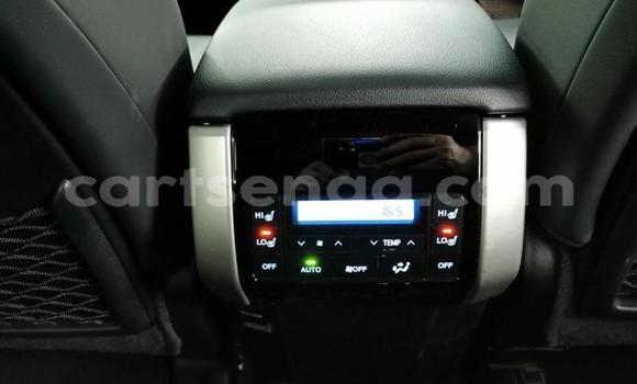 Buy Used Toyota Land Cruiser Prado White Car in Import - Dubai in Hhohho Buy Used Toyota Land Cruiser Prado White Car in Import - Dubai in Hhohho