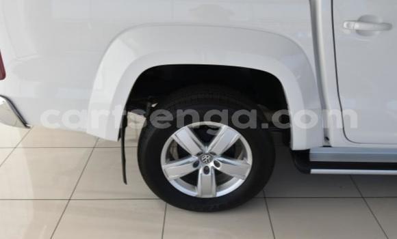 Buy Used Volkswagen Amarok White Car in Manzini in Manzini Buy Used Volkswagen Amarok White Car in Manzini in Manzini