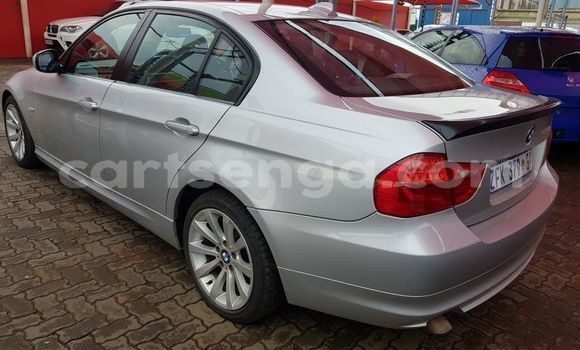 Nunua Ilio tumika BMW 3–Series Silver Gari ndani ya Mbabane nchini Manzini Nunua Ilio tumika BMW 3–Series Silver Gari ndani ya Mbabane nchini Manzini