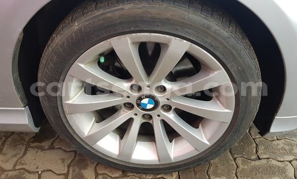 Nunua Ilio tumika BMW 3–Series Silver Gari ndani ya Mbabane nchini Manzini Nunua Ilio tumika BMW 3–Series Silver Gari ndani ya Mbabane nchini Manzini