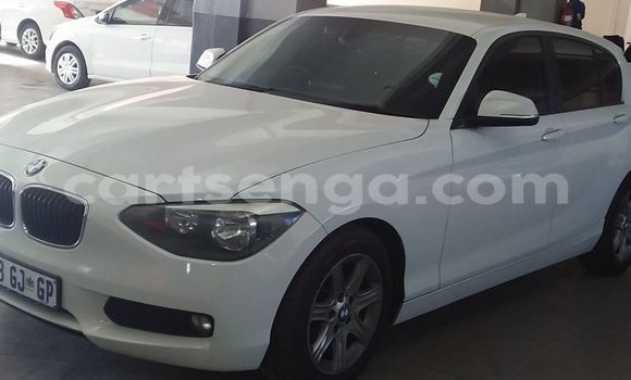 Nunua Ilio tumika BMW 1–Series White Gari ndani ya Mbabane nchini Manzini Nunua Ilio tumika BMW 1–Series White Gari ndani ya Mbabane nchini Manzini