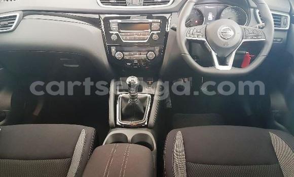 Buy Used Nissan Qashqai Silver Car in Import - Dubai in Hhohho Buy Used Nissan Qashqai Silver Car in Import - Dubai in Hhohho