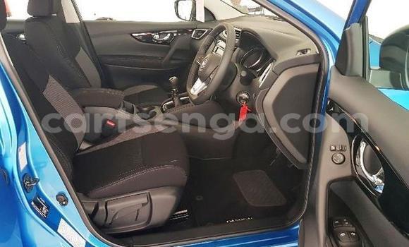 Buy Used Nissan Qashqai Silver Car in Import - Dubai in Hhohho Buy Used Nissan Qashqai Silver Car in Import - Dubai in Hhohho