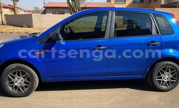 Nunua Ilio tumika Ford F–150 Blue Gari ndani ya Mbabane nchini Manzini Nunua Ilio tumika Ford F–150 Blue Gari ndani ya Mbabane nchini Manzini