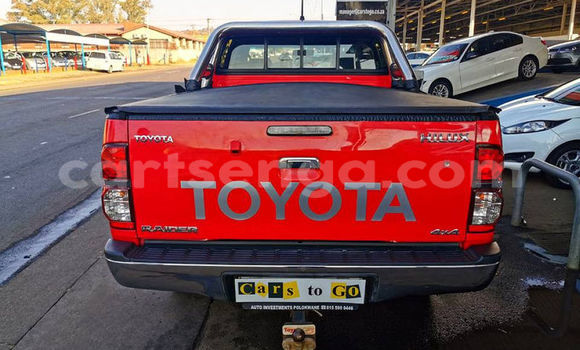 Nunua Ilio tumika Toyota Hilux Red Gari ndani ya Mbabane nchini Manzini Nunua Ilio tumika Toyota Hilux Red Gari ndani ya Mbabane nchini Manzini
