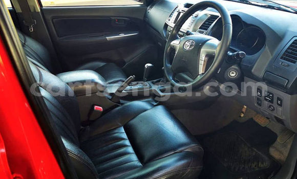 Nunua Ilio tumika Toyota Hilux Red Gari ndani ya Mbabane nchini Manzini Nunua Ilio tumika Toyota Hilux Red Gari ndani ya Mbabane nchini Manzini