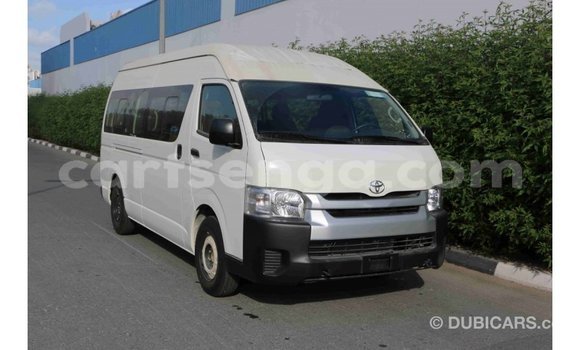 Acheter Import Voiture Toyota Hiace Blanc à Import - Dubai, Hhohho Acheter Import Voiture Toyota Hiace Blanc à Import - Dubai, Hhohho