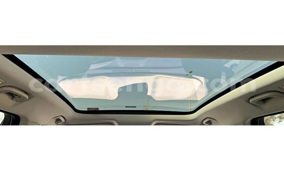 Acheter Import Voiture Jaguar F-Pace Blanc à Import - Dubai, Hhohho Acheter Import Voiture Jaguar F-Pace Blanc à Import - Dubai, Hhohho