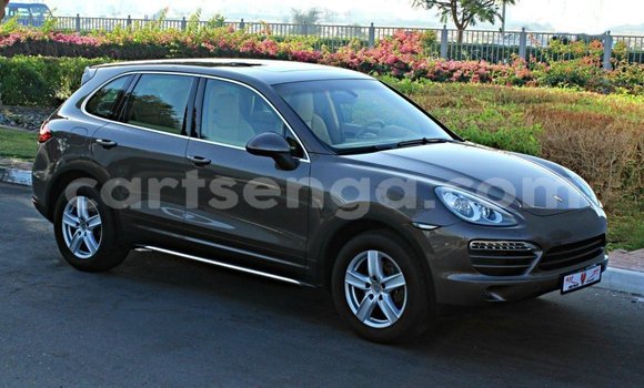 Nunua Imported Porsche Cayenne Brown Gari ndani ya Import - Dubai nchini Hhohho Nunua Imported Porsche Cayenne Brown Gari ndani ya Import - Dubai nchini Hhohho