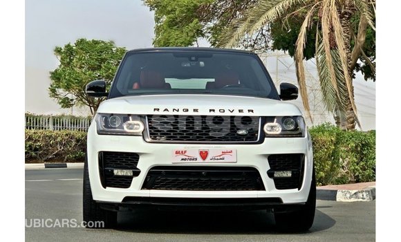 Acheter Import Voiture Land Rover Range Rover Blanc à Import - Dubai, Hhohho Acheter Import Voiture Land Rover Range Rover Blanc à Import - Dubai, Hhohho