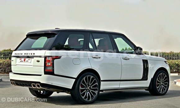 Acheter Import Voiture Land Rover Range Rover Blanc à Import - Dubai, Hhohho Acheter Import Voiture Land Rover Range Rover Blanc à Import - Dubai, Hhohho