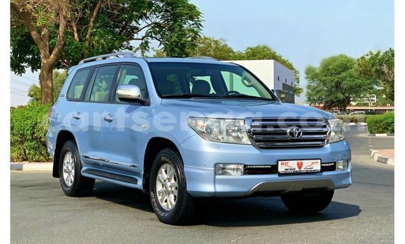 Acheter Import Voiture Toyota Land Cruiser Bleu à Import - Dubai, Hhohho