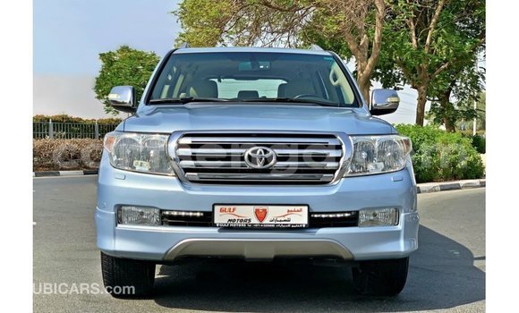 Acheter Import Voiture Toyota Land Cruiser Bleu à Import - Dubai, Hhohho Acheter Import Voiture Toyota Land Cruiser Bleu à Import - Dubai, Hhohho