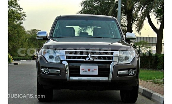 Acheter Import Voiture Mitsubishi Pajero Marron à Import - Dubai, Hhohho Acheter Import Voiture Mitsubishi Pajero Marron à Import - Dubai, Hhohho