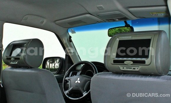 Acheter Import Voiture Mitsubishi Pajero Marron à Import - Dubai, Hhohho Acheter Import Voiture Mitsubishi Pajero Marron à Import - Dubai, Hhohho