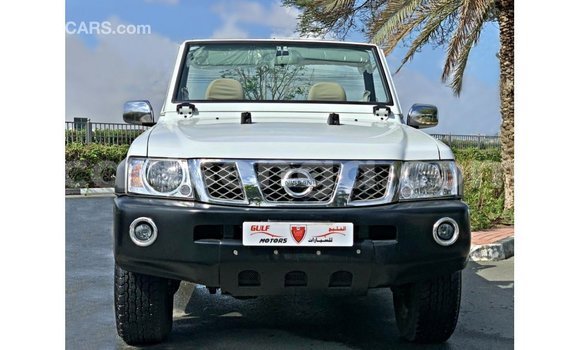 Acheter Import Voiture Nissan Patrol Blanc à Import - Dubai, Hhohho Acheter Import Voiture Nissan Patrol Blanc à Import - Dubai, Hhohho