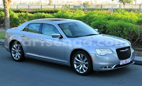 Acheter Import Voiture Chrysler 300 Autre à Import - Dubai, Hhohho Acheter Import Voiture Chrysler 300 Autre à Import - Dubai, Hhohho