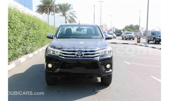 Acheter Import Voiture Toyota Hilux Noir à Import - Dubai, Hhohho Acheter Import Voiture Toyota Hilux Noir à Import - Dubai, Hhohho