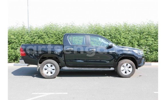 Acheter Import Voiture Toyota Hilux Noir à Import - Dubai, Hhohho Acheter Import Voiture Toyota Hilux Noir à Import - Dubai, Hhohho