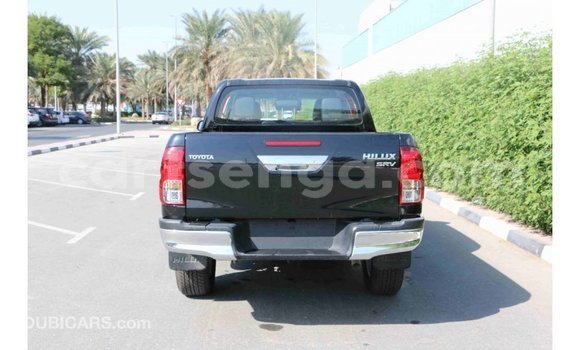 Acheter Import Voiture Toyota Hilux Noir à Import - Dubai, Hhohho Acheter Import Voiture Toyota Hilux Noir à Import - Dubai, Hhohho