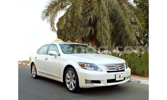 Nunua Imported Lexus LS White Gari ndani ya Import - Dubai nchini Hhohho