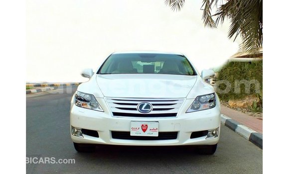 Acheter Import Voiture Lexus LS Blanc à Import - Dubai, Hhohho Acheter Import Voiture Lexus LS Blanc à Import - Dubai, Hhohho