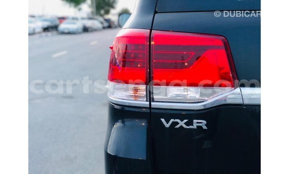 Nunua Imported Toyota Land Cruiser Black Gari ndani ya Import - Dubai nchini Hhohho Nunua Imported Toyota Land Cruiser Black Gari ndani ya Import - Dubai nchini Hhohho