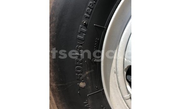 Acheter Import Voiture Mitsubishi Carisma Blanc à Import - Dubai, Hhohho Acheter Import Voiture Mitsubishi Carisma Blanc à Import - Dubai, Hhohho