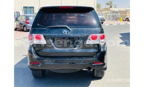 Nunua Imported Toyota Fortuner Black Gari ndani ya Import - Dubai nchini Hhohho Nunua Imported Toyota Fortuner Black Gari ndani ya Import - Dubai nchini Hhohho
