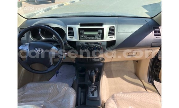 Nunua Imported Toyota Fortuner Black Gari ndani ya Import - Dubai nchini Hhohho Nunua Imported Toyota Fortuner Black Gari ndani ya Import - Dubai nchini Hhohho