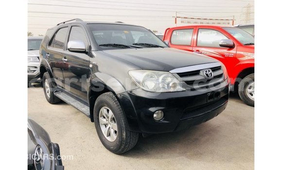 Nunua Imported Toyota Fortuner Black Gari ndani ya Import - Dubai nchini Hhohho Nunua Imported Toyota Fortuner Black Gari ndani ya Import - Dubai nchini Hhohho