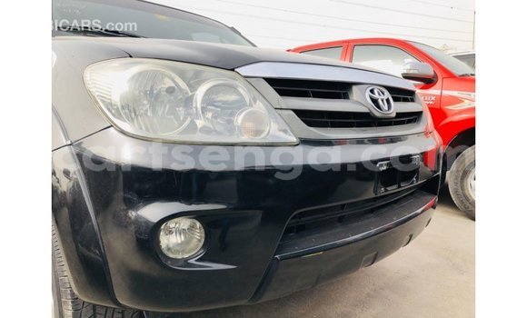 Nunua Imported Toyota Fortuner Black Gari ndani ya Import - Dubai nchini Hhohho Nunua Imported Toyota Fortuner Black Gari ndani ya Import - Dubai nchini Hhohho