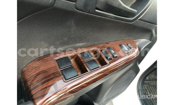 Nunua Imported Toyota Camry White Gari ndani ya Import - Dubai nchini Hhohho Nunua Imported Toyota Camry White Gari ndani ya Import - Dubai nchini Hhohho