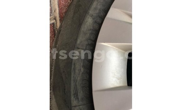 Nunua Imported Toyota Hilux White Gari ndani ya Import - Dubai nchini Hhohho Nunua Imported Toyota Hilux White Gari ndani ya Import - Dubai nchini Hhohho