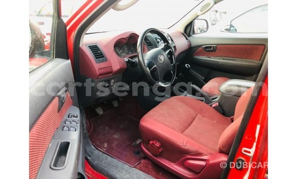 Nunua Imported Toyota Hilux Red Gari ndani ya Import - Dubai nchini Hhohho Nunua Imported Toyota Hilux Red Gari ndani ya Import - Dubai nchini Hhohho