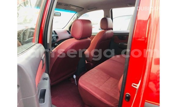 Nunua Imported Toyota Hilux Red Gari ndani ya Import - Dubai nchini Hhohho Nunua Imported Toyota Hilux Red Gari ndani ya Import - Dubai nchini Hhohho