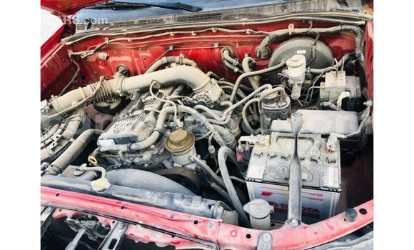 Nunua Imported Toyota Hilux Red Gari ndani ya Import - Dubai nchini Hhohho Nunua Imported Toyota Hilux Red Gari ndani ya Import - Dubai nchini Hhohho