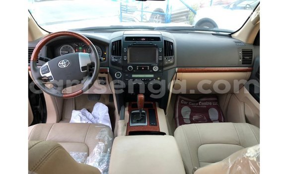 Nunua Imported Toyota Land Cruiser Black Gari ndani ya Import - Dubai nchini Hhohho Nunua Imported Toyota Land Cruiser Black Gari ndani ya Import - Dubai nchini Hhohho