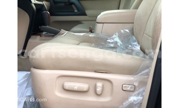 Nunua Imported Toyota Land Cruiser Black Gari ndani ya Import - Dubai nchini Hhohho Nunua Imported Toyota Land Cruiser Black Gari ndani ya Import - Dubai nchini Hhohho