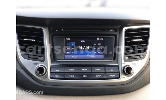 Nunua Imported Hyundai Tucson Black Gari ndani ya Import - Dubai nchini Hhohho Nunua Imported Hyundai Tucson Black Gari ndani ya Import - Dubai nchini Hhohho