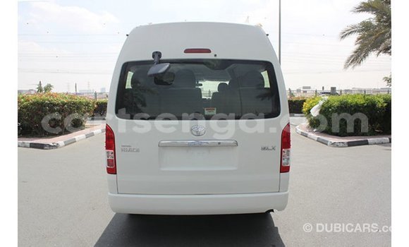 Acheter Import Voiture Toyota Hiace Blanc à Import - Dubai, Hhohho Acheter Import Voiture Toyota Hiace Blanc à Import - Dubai, Hhohho