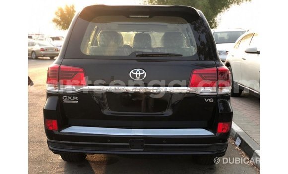 Nunua Imported Toyota Land Cruiser Black Gari ndani ya Import - Dubai nchini Hhohho Nunua Imported Toyota Land Cruiser Black Gari ndani ya Import - Dubai nchini Hhohho