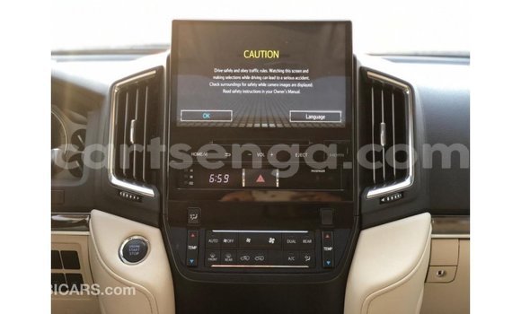 Nunua Imported Toyota Land Cruiser Black Gari ndani ya Import - Dubai nchini Hhohho Nunua Imported Toyota Land Cruiser Black Gari ndani ya Import - Dubai nchini Hhohho