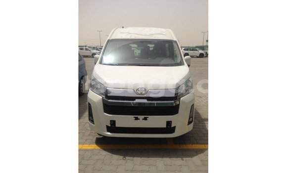 Acheter Import Voiture Toyota Hiace Blanc à Import - Dubai, Hhohho Acheter Import Voiture Toyota Hiace Blanc à Import - Dubai, Hhohho