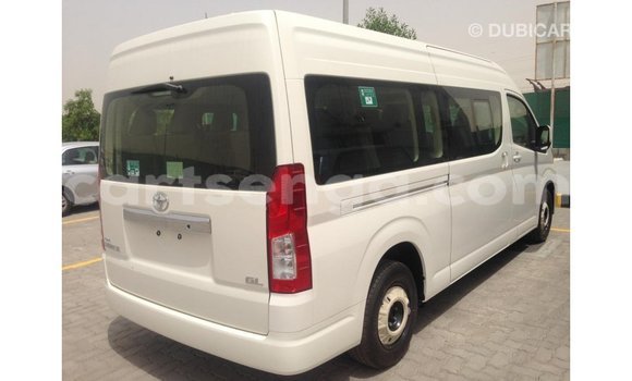 Acheter Import Voiture Toyota Hiace Blanc à Import - Dubai, Hhohho Acheter Import Voiture Toyota Hiace Blanc à Import - Dubai, Hhohho