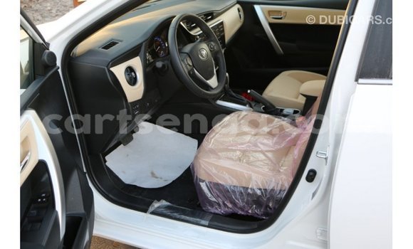 Acheter Import Voiture Toyota Corolla Blanc à Import - Dubai, Hhohho Acheter Import Voiture Toyota Corolla Blanc à Import - Dubai, Hhohho
