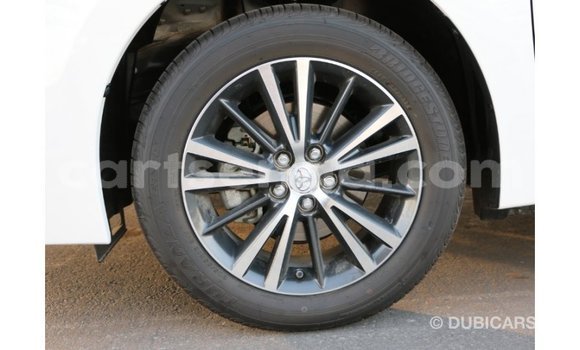 Acheter Import Voiture Toyota Corolla Blanc à Import - Dubai, Hhohho Acheter Import Voiture Toyota Corolla Blanc à Import - Dubai, Hhohho