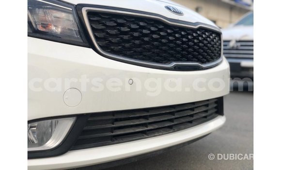 Nunua Imported Kia Cerato White Gari ndani ya Import - Dubai nchini Hhohho Nunua Imported Kia Cerato White Gari ndani ya Import - Dubai nchini Hhohho