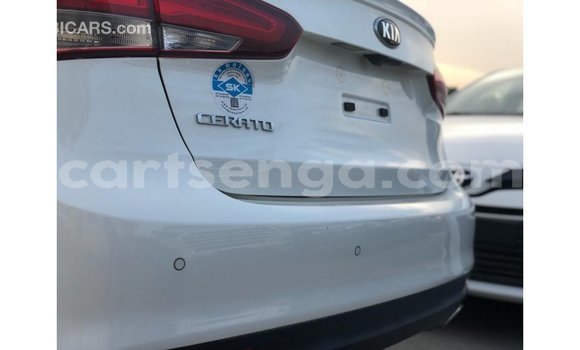 Nunua Imported Kia Cerato White Gari ndani ya Import - Dubai nchini Hhohho Nunua Imported Kia Cerato White Gari ndani ya Import - Dubai nchini Hhohho
